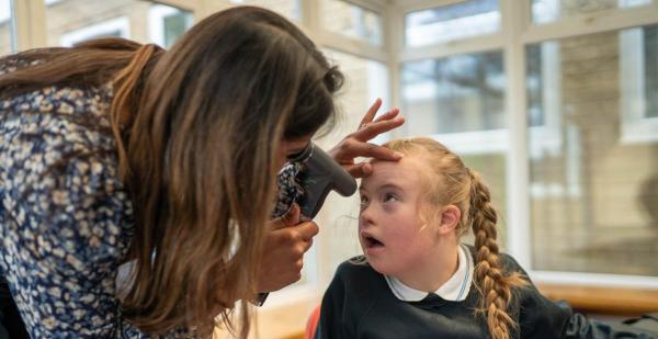 Charity to extend Special School Eye Care Service across London and the South East 