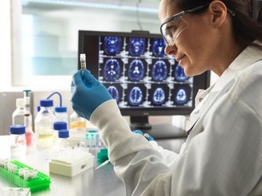 How NIHR is helping researchers connect with thousands of dementia study volunteers